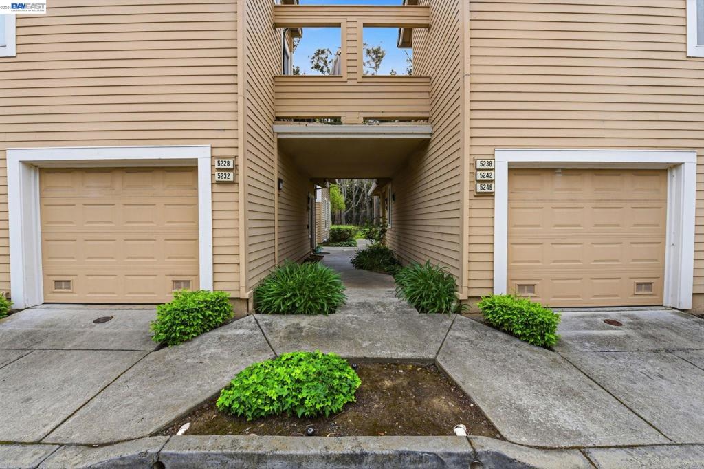 5246 Tacoma Cmn Property Photo 2
