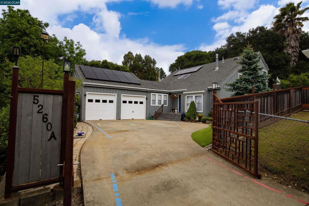 5260 A Sunset Dr Property Photo 3