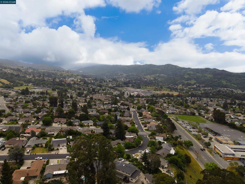 5260 A Sunset Dr Property Photo 40