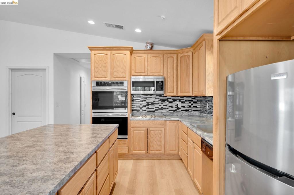 1691 Eden Plains Rd Property Photo 31