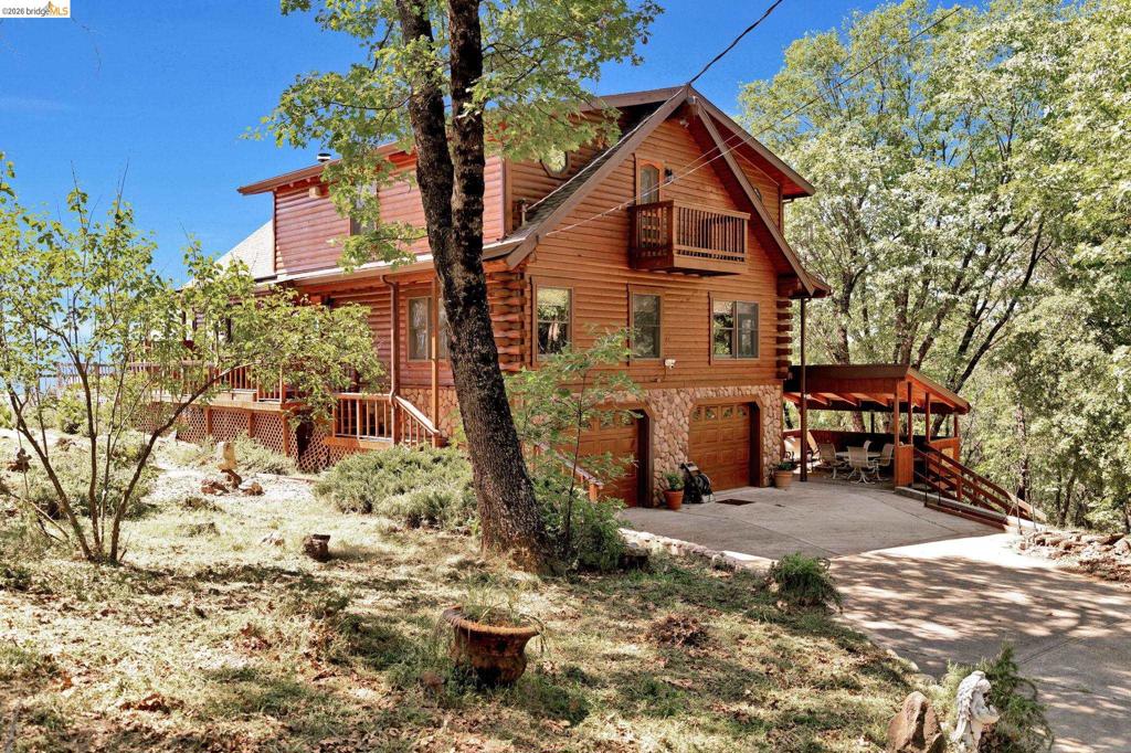 14799 Big Hill Rd Property Photo 1