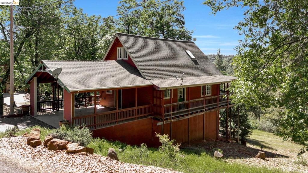14799 Big Hill Rd Property Photo 2