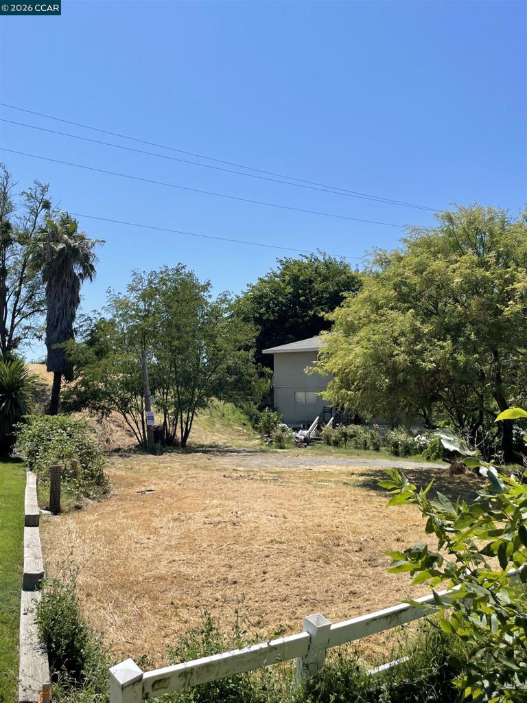 1766 Taylor Rd Property Photo 10