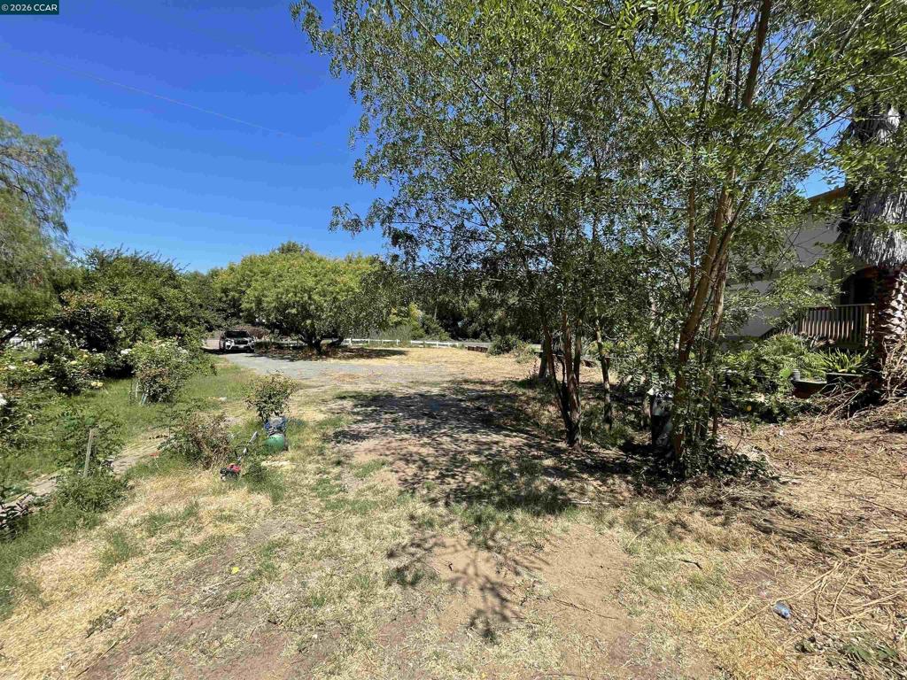 1766 Taylor Rd Property Photo 17