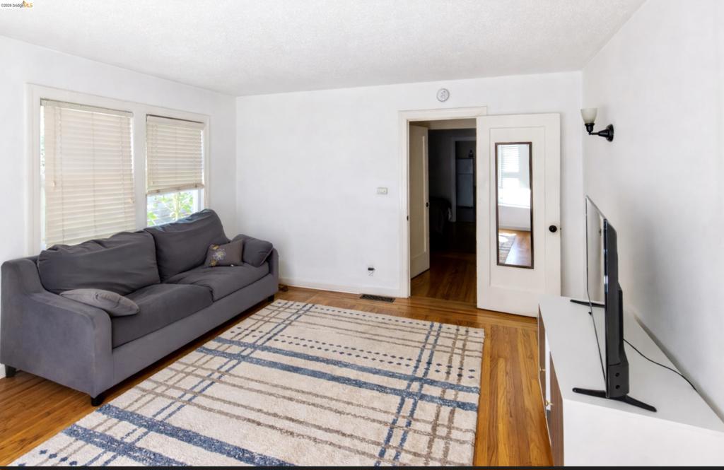 926 Georgia St Property Photo 17