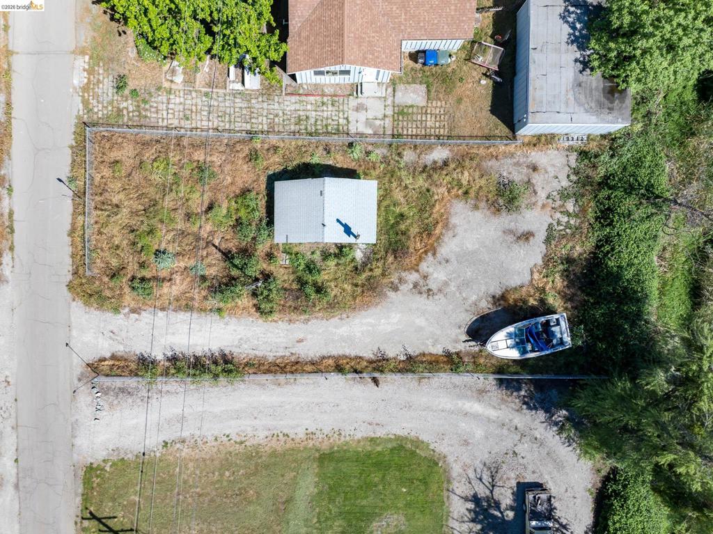 2400 Dutch Slough Rd. Property Photo 4
