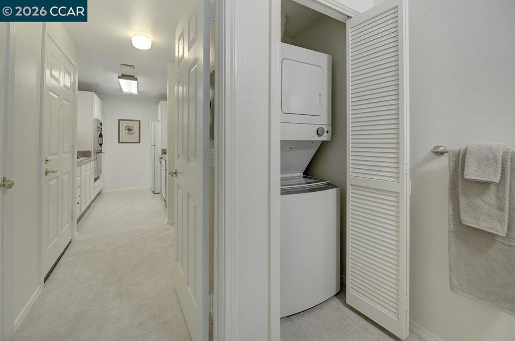 1840 Tice Creek Dr 2110 Property Photo 5