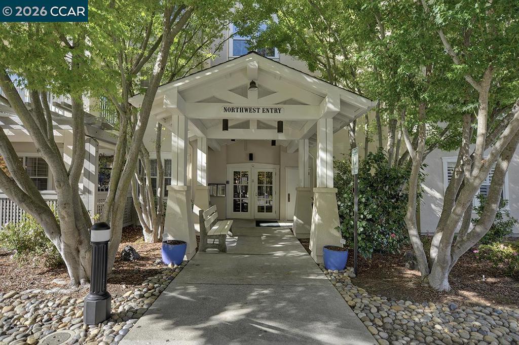 1840 Tice Creek Dr 2110 Property Photo 26