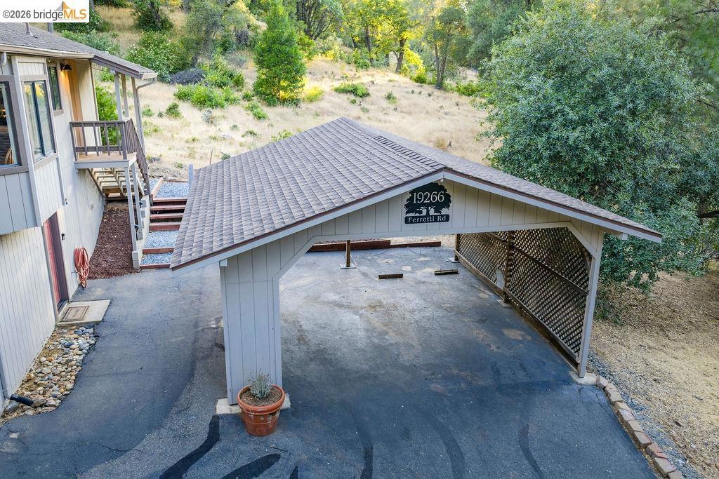 19266 Ferretti Rd Property Photo 33