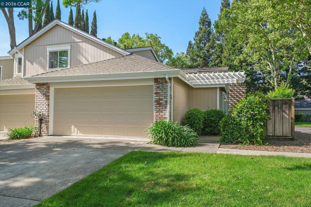 1000 Shady Creek Pl
