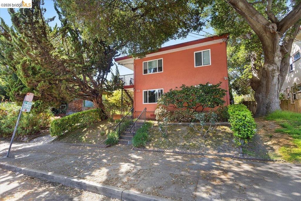 31 Croxton Ave Property Photo 3