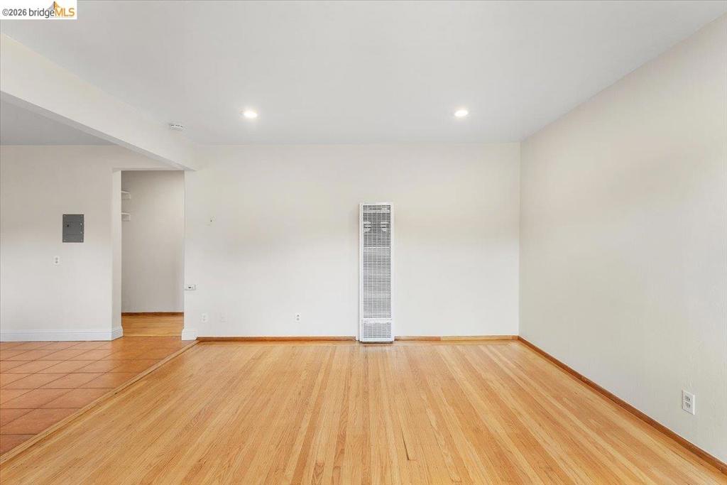 31 Croxton Ave Property Photo 7