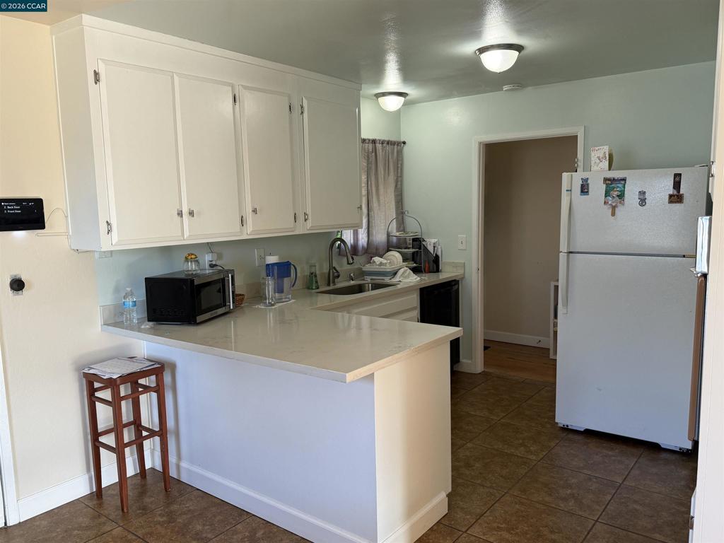 2860 Sargent Ave Property Photo 4