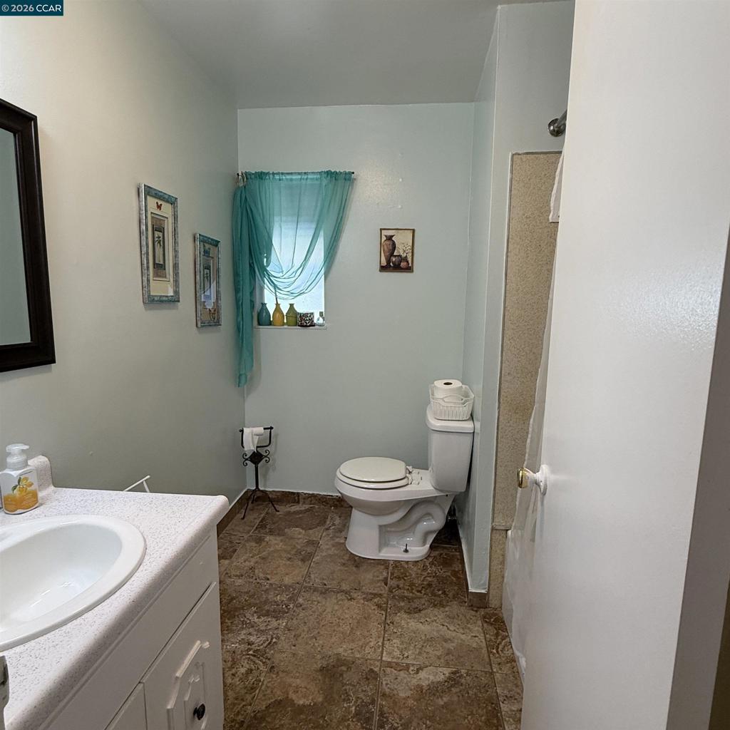 2860 Sargent Ave Property Photo 8