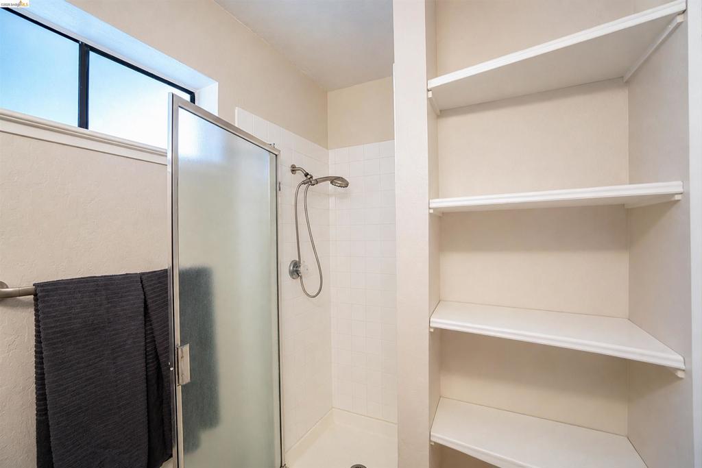 1164 Maywood Ln. Property Photo 15