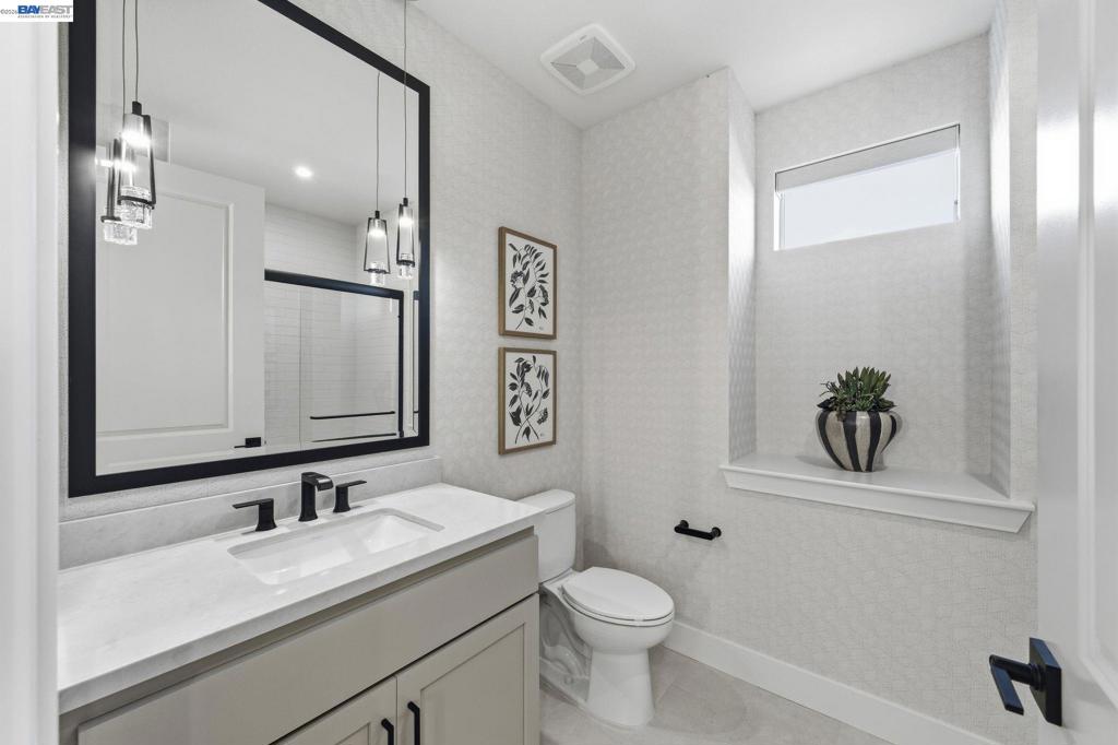 3952 Viggo Way Property Photo 6