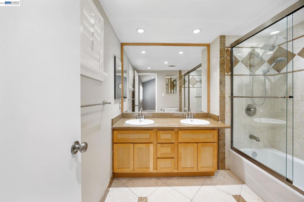 34 Chimney Rock Property Photo 8