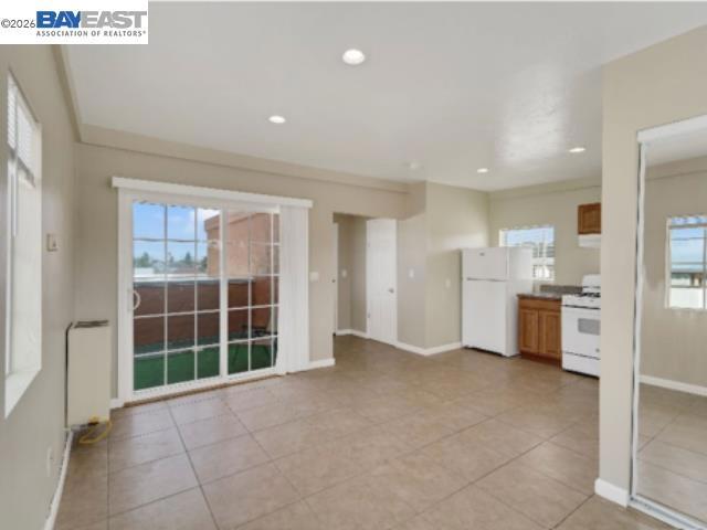 2624 Foothill Blvd Property Photo 4