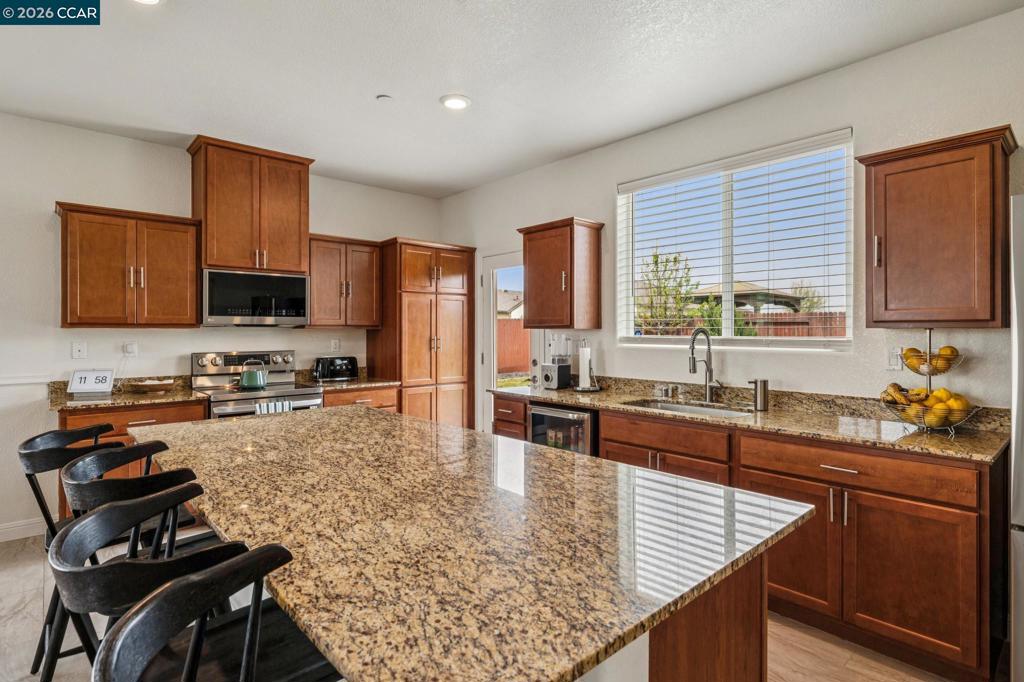 4748 Beacon Way Property Photo 11