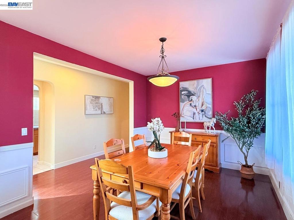 3329 Lair Way Property Photo 15