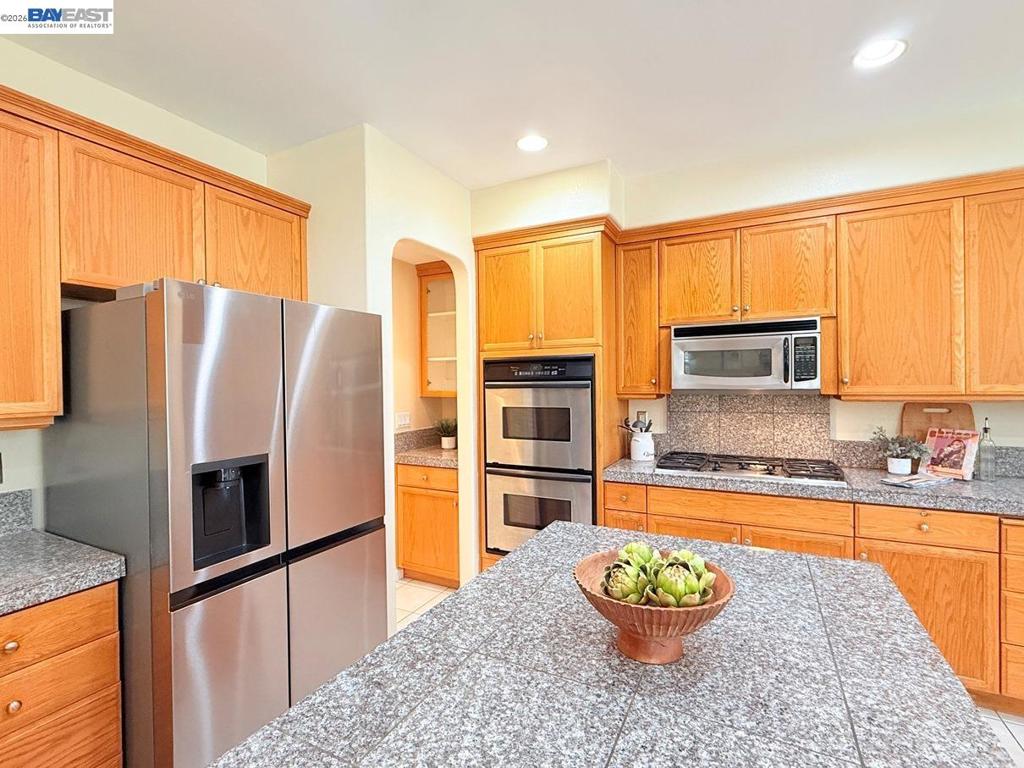 3329 Lair Way Property Photo 20