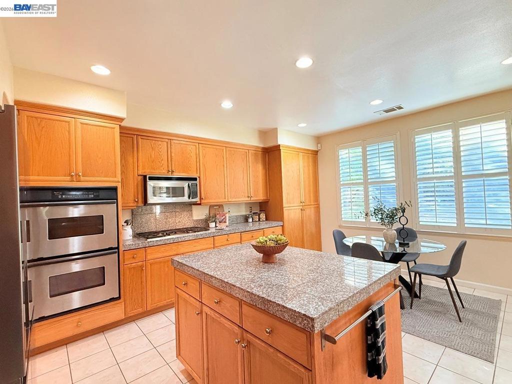3329 Lair Way Property Photo 21