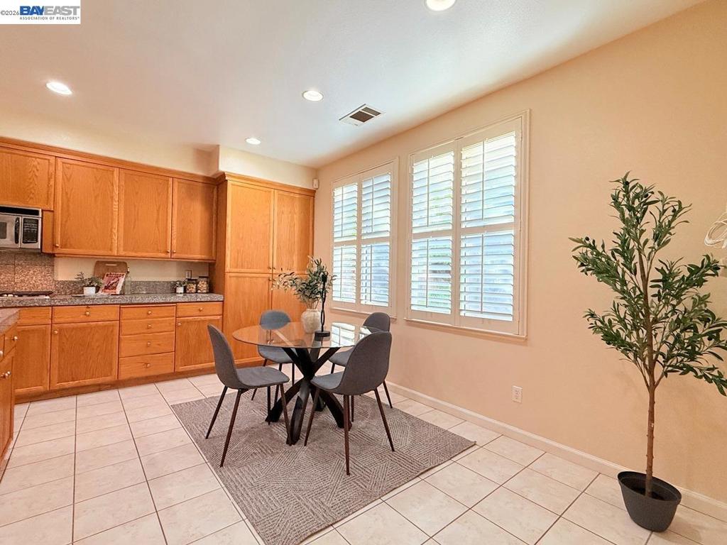 3329 Lair Way Property Photo 25
