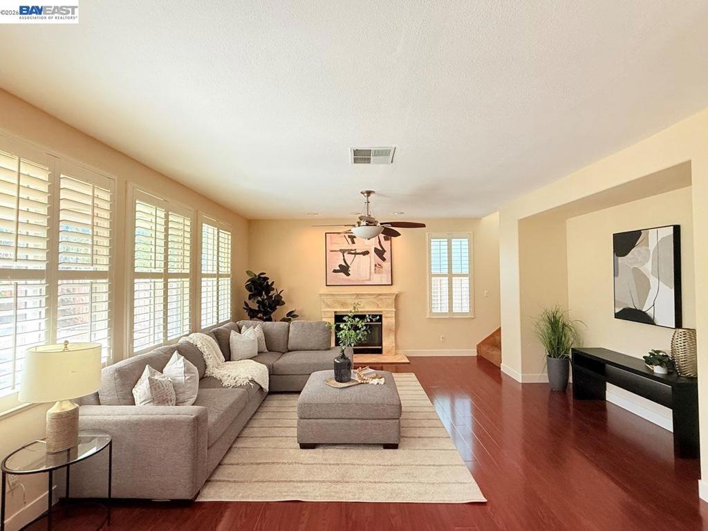 3329 Lair Way Property Photo 26