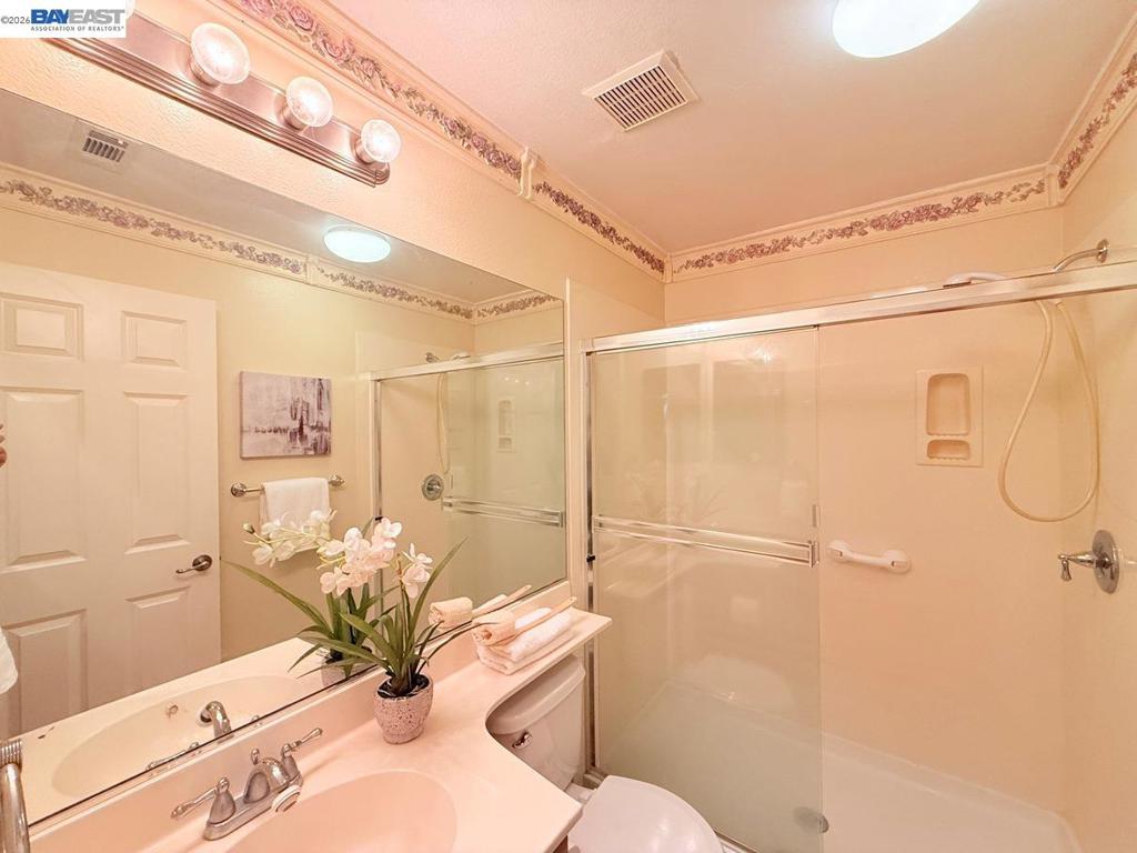 3329 Lair Way Property Photo 32