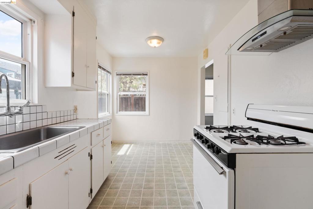 1912 Lafayette St Property Photo 27