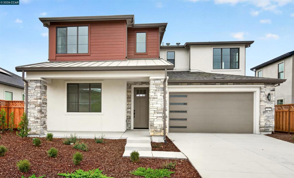 2207 Vandeleur Drive Property Photo 1