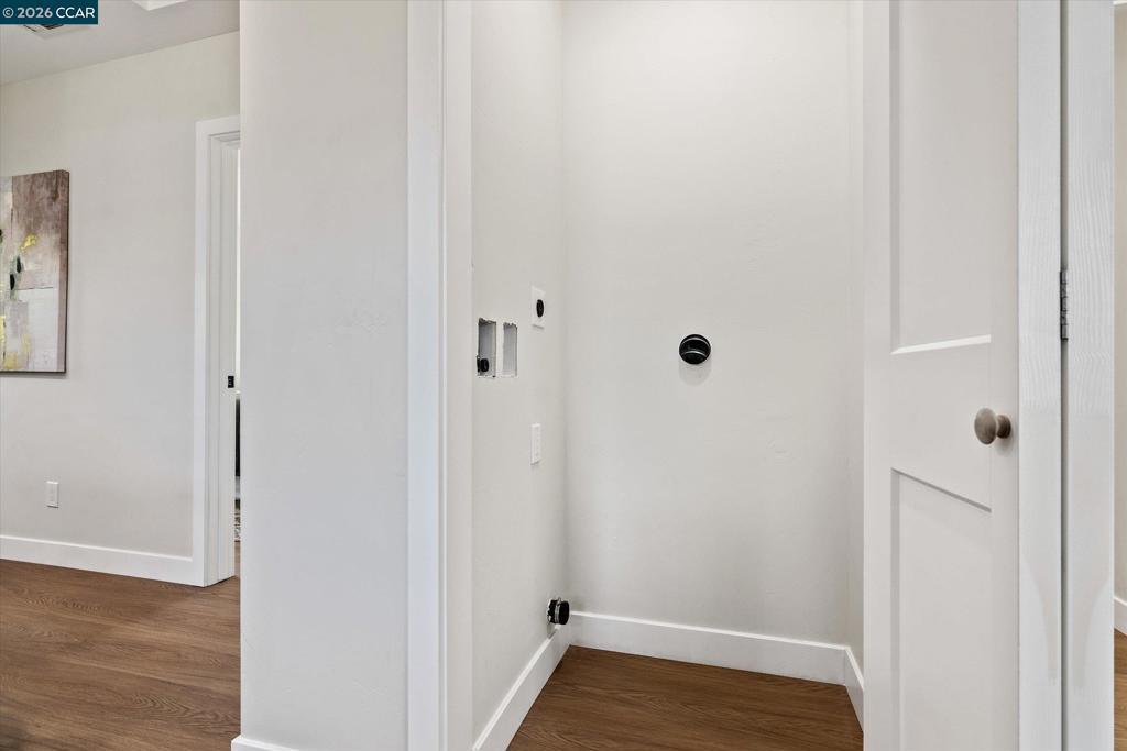 2027 Castro St Property Photo 16