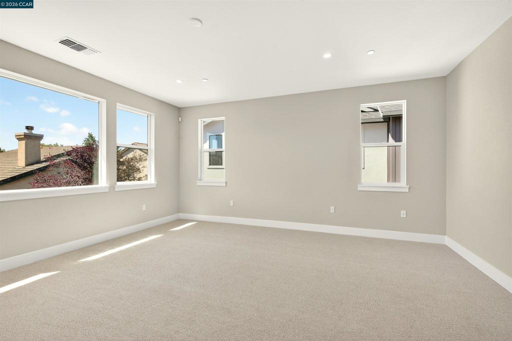 2237 Vandeleur Drive Property Photo 26