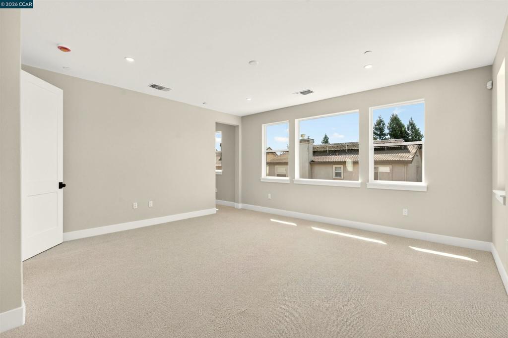 2237 Vandeleur Drive Property Photo 28