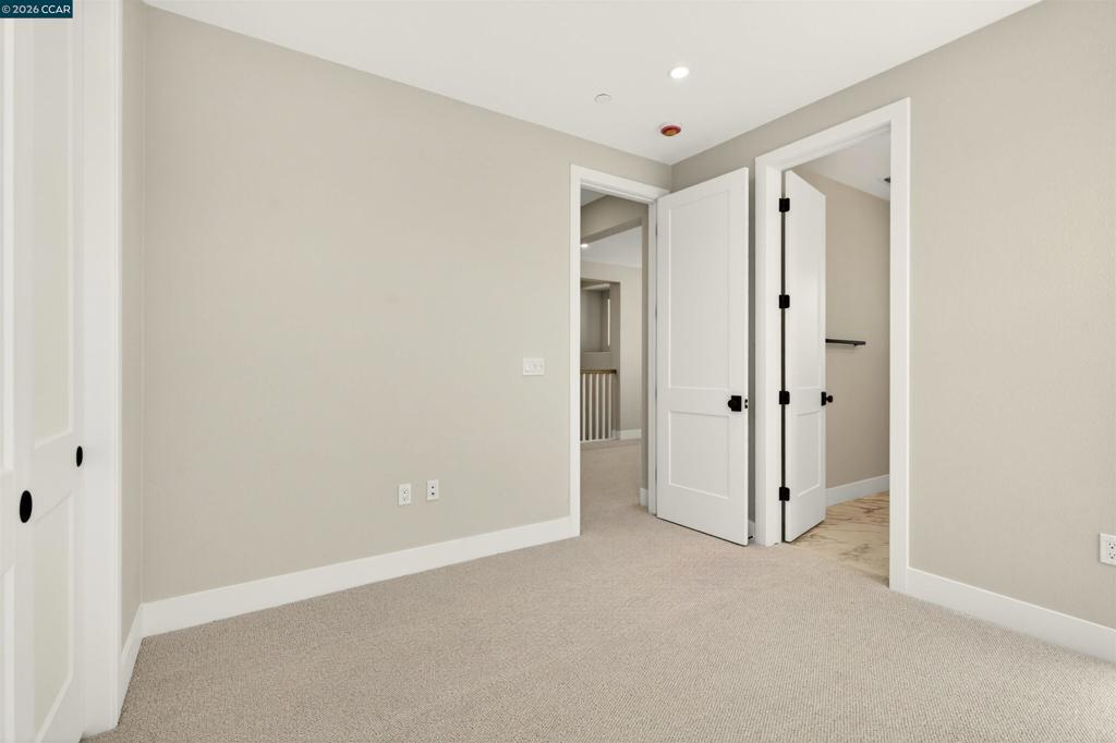 2237 Vandeleur Drive Property Photo 38