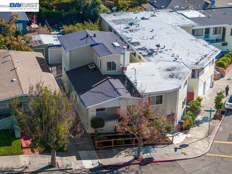 2924 Morcom Ave Property Photo 15