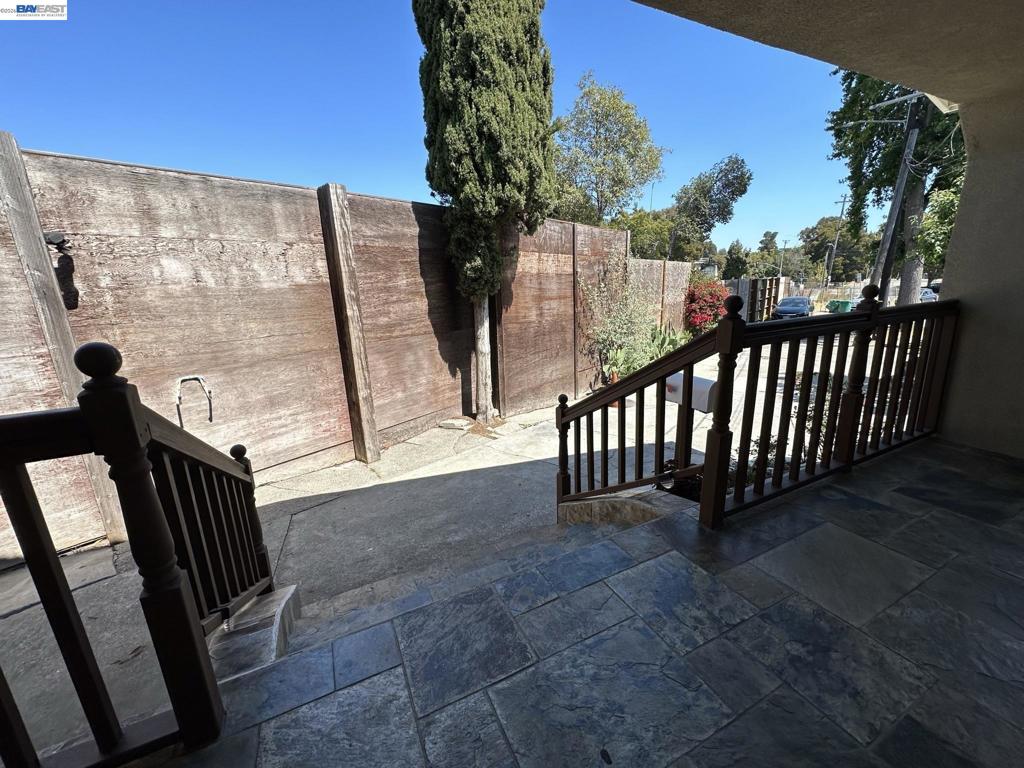 4239 Quigley Pl Property Photo 3