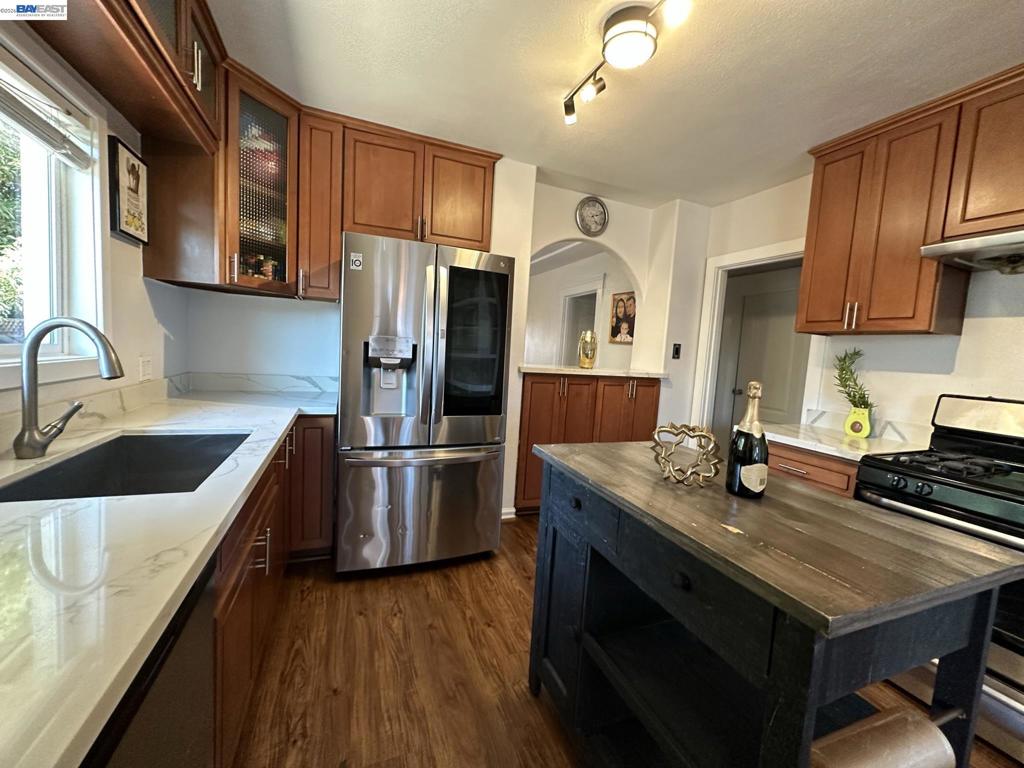 4239 Quigley Pl Property Photo 5