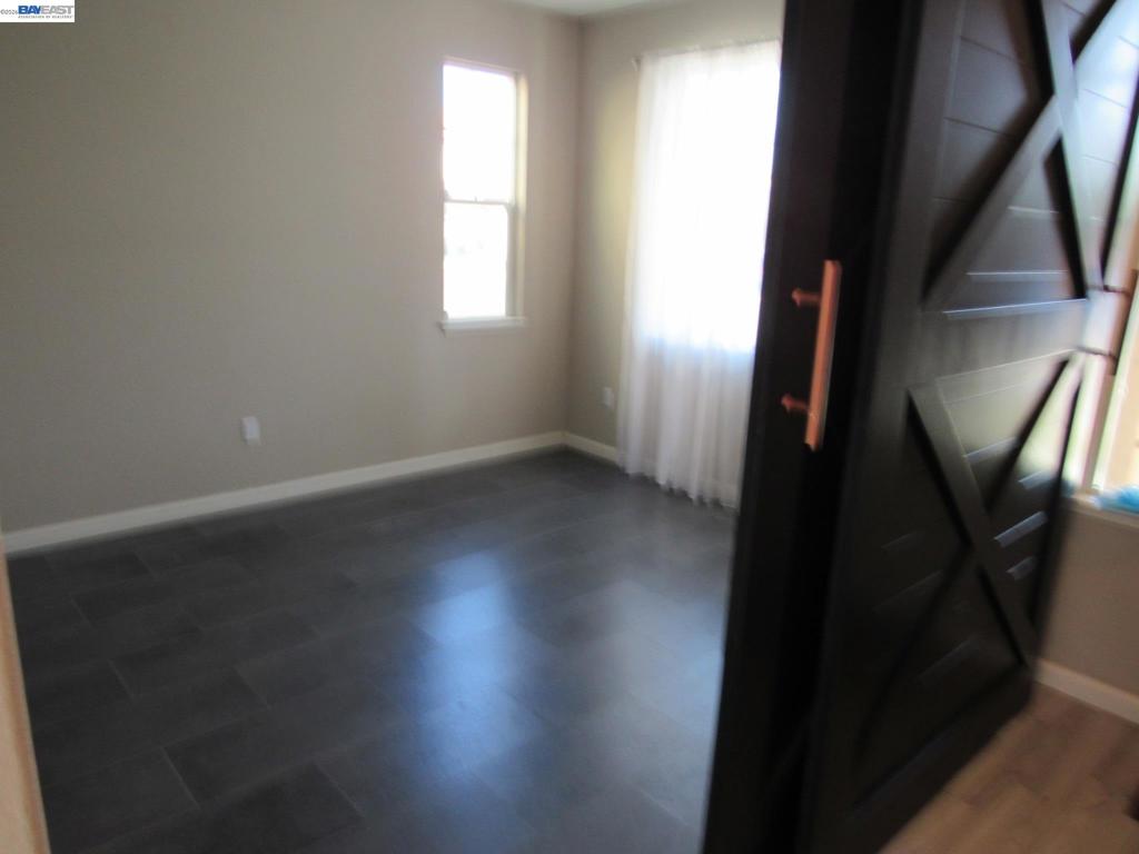 607 Guild Road Property Photo 5