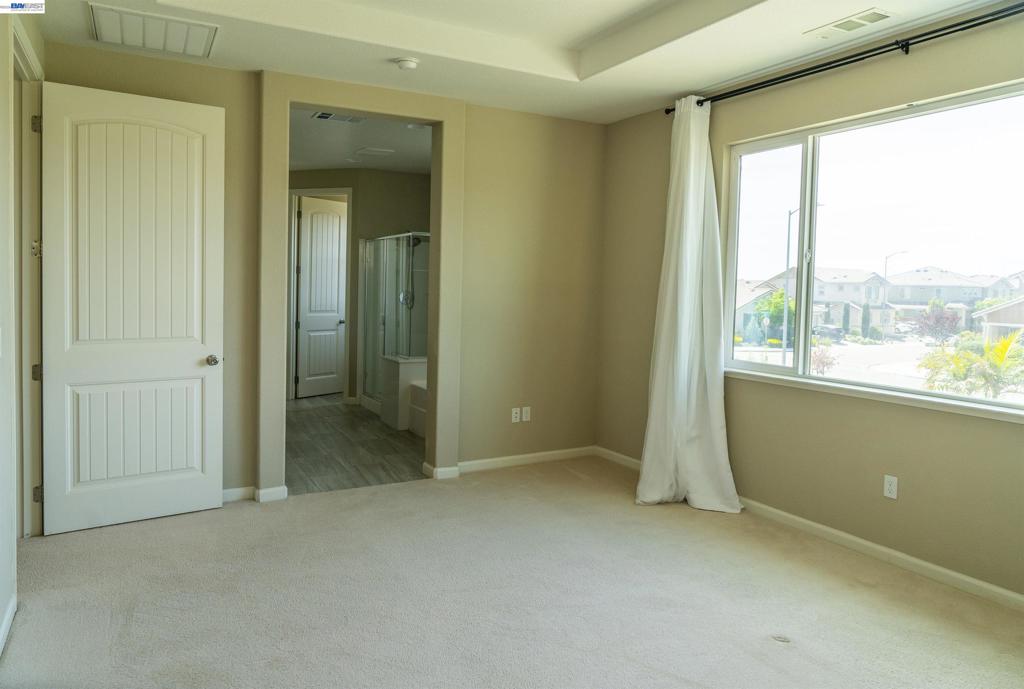 607 Guild Road Property Photo 11