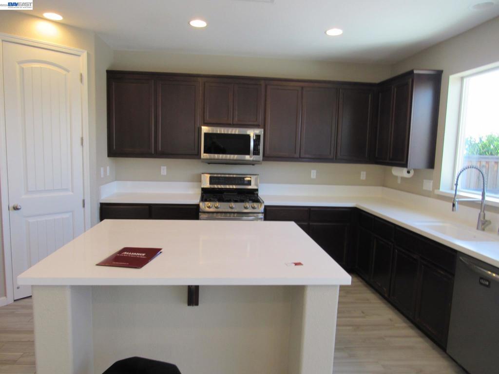 607 Guild Road Property Photo 12