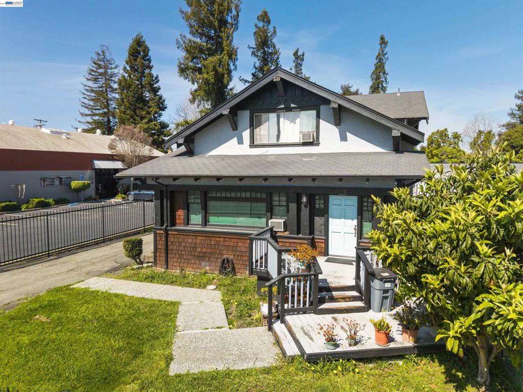 22427 Montgomery St Property Photo 54