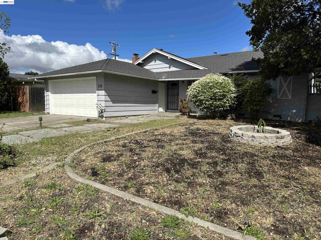378 Acacia St Property Photo 2