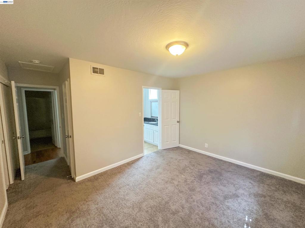378 Acacia St Property Photo 11