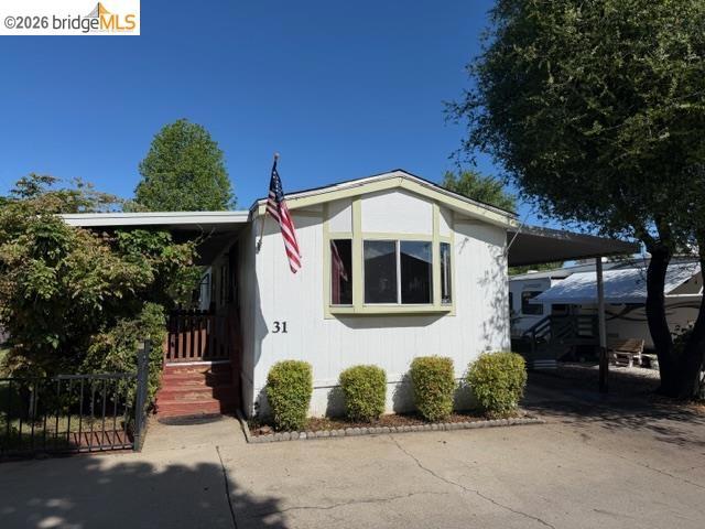14192 Tuolumne Road Property Photo 2