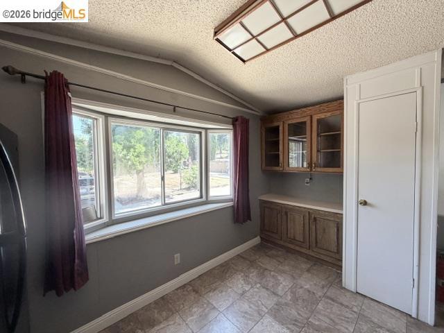14192 Tuolumne Road Property Photo 13