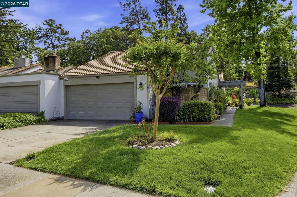 335 Tampico Property Photo 1