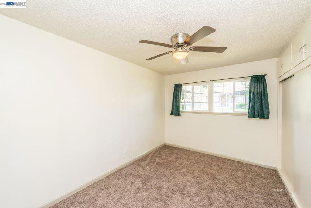 293 First Ave Property Photo 27