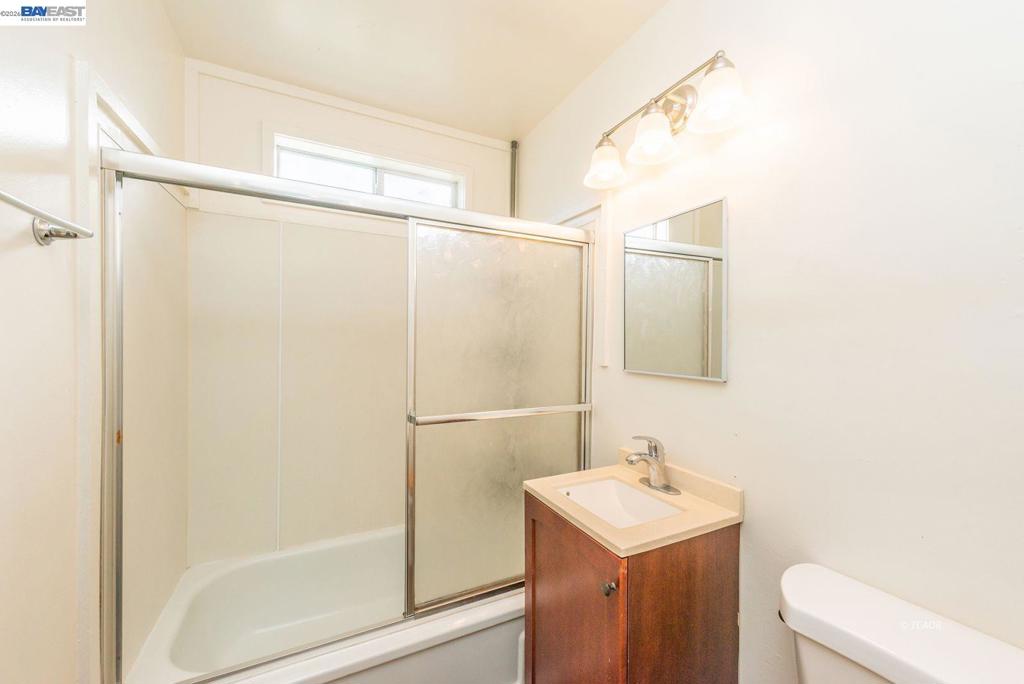 293 First Ave Property Photo 31