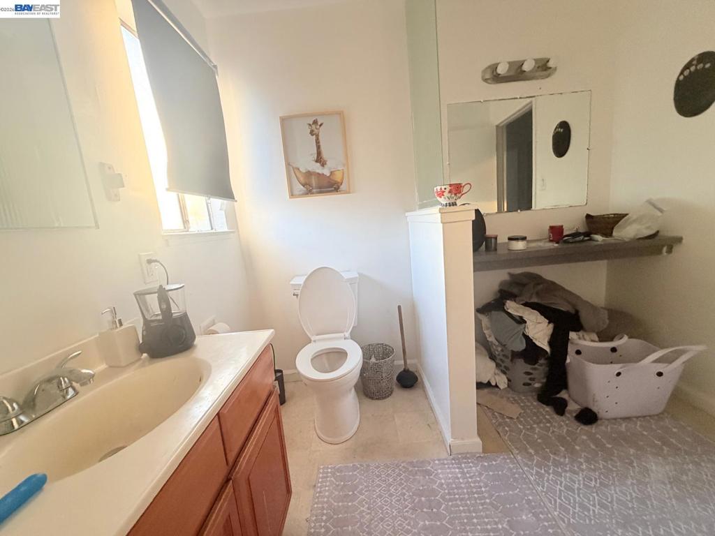 7401 7411 Hillside St Property Photo 6
